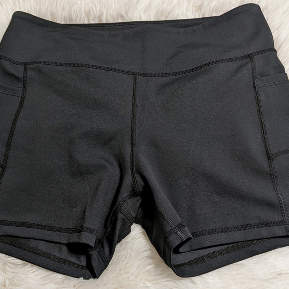 ZYIA Shorts Zyia Black Light N Tight Pocket Hustle Shorts Poshmark